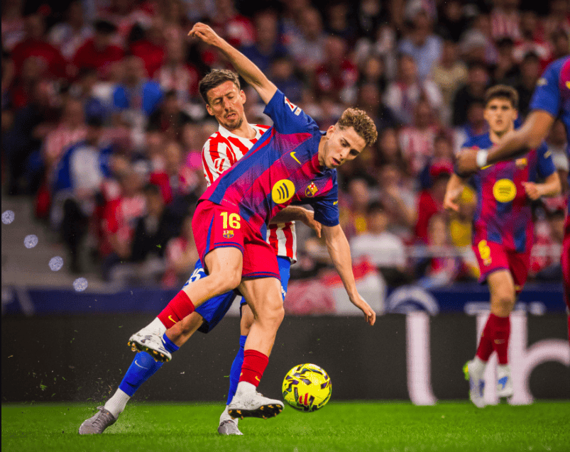 2-1！3分钟对轰2球 88分钟逆转绝杀 11.7亿豪门6连胜7分领跑卫冕在望